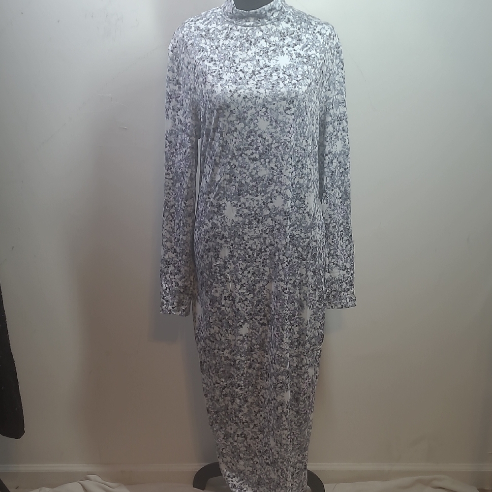 SHEIN Monochrome Floral Long Sleeve Dress